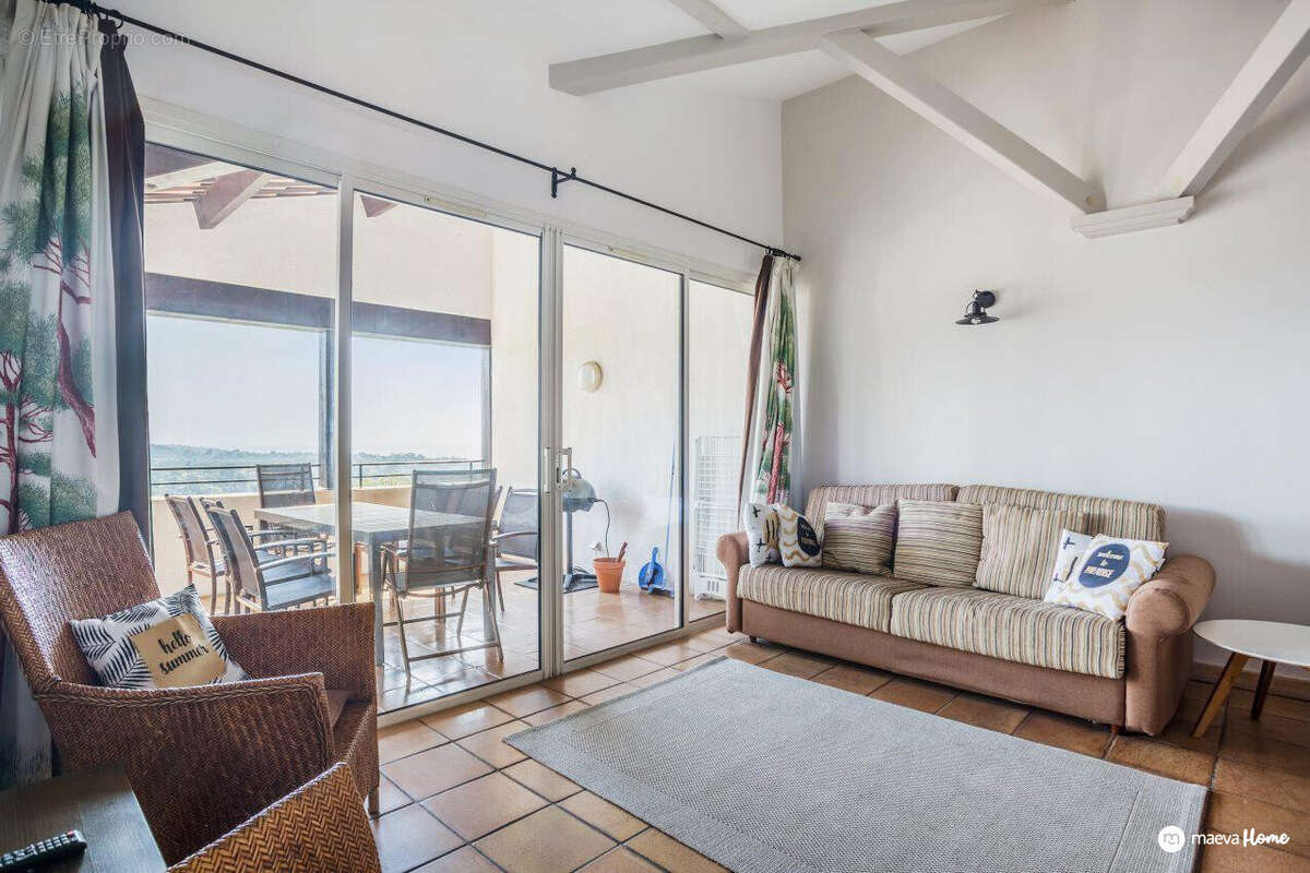 Appartement à GRIMAUD
