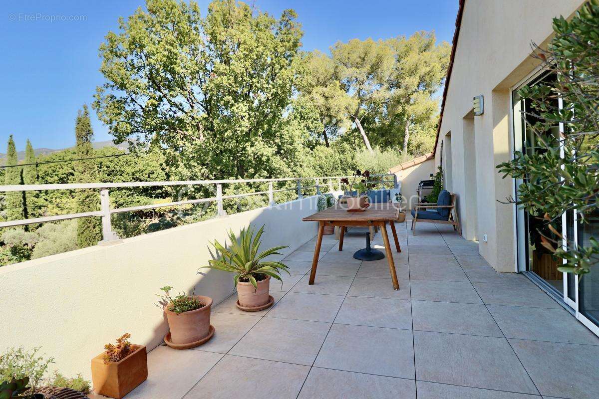 Appartement à LA GARDE