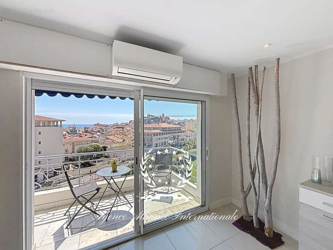 Appartement à CANNES