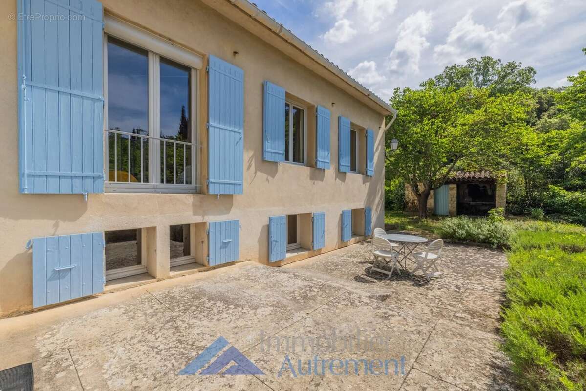 Maison à LE THOLONET