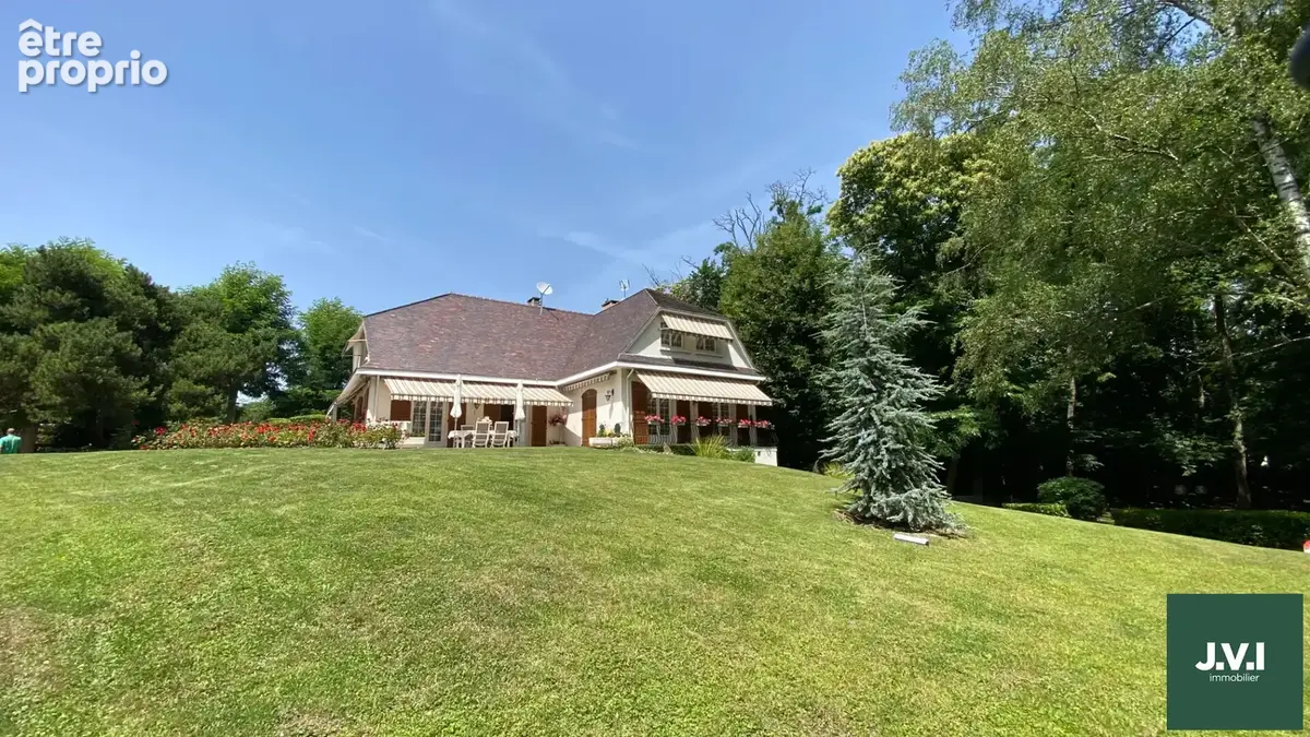 A VENDRE Maison Saint Brice Sous Foret 232 m² - photo 3