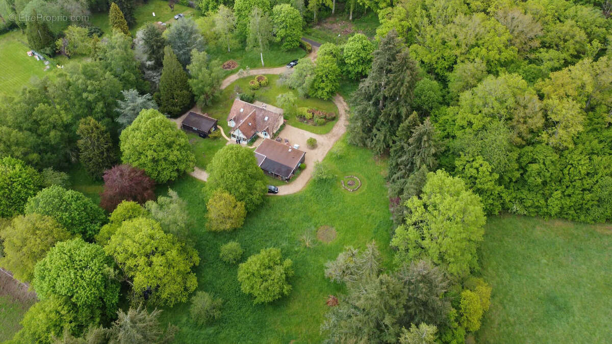 Maison à BEMECOURT