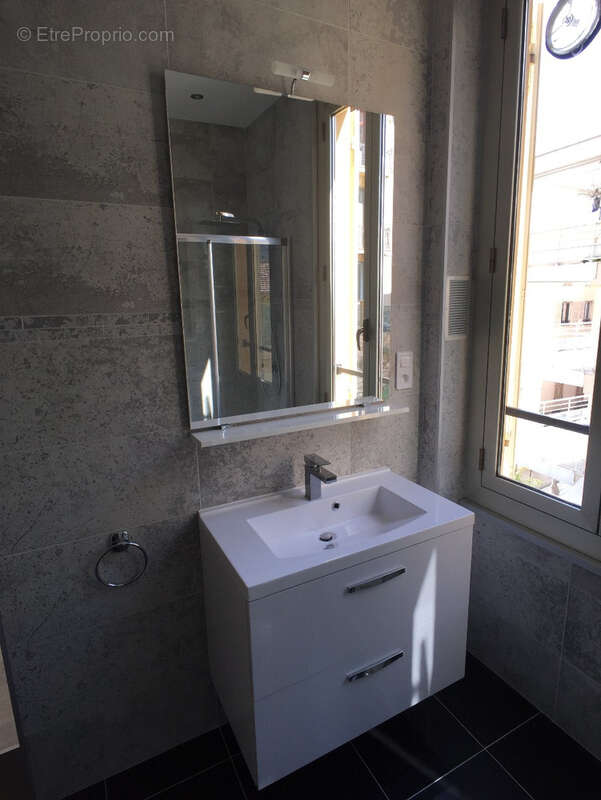 Appartement à BEAUSOLEIL