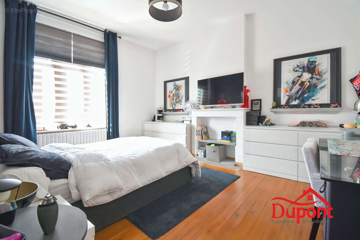 Maison 240 m² à Valenciennes  - photo 9