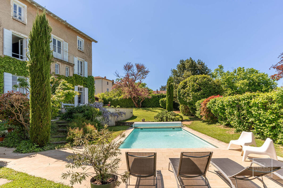 Maison à SAINT-GERMAIN-AU-MONT-D'OR