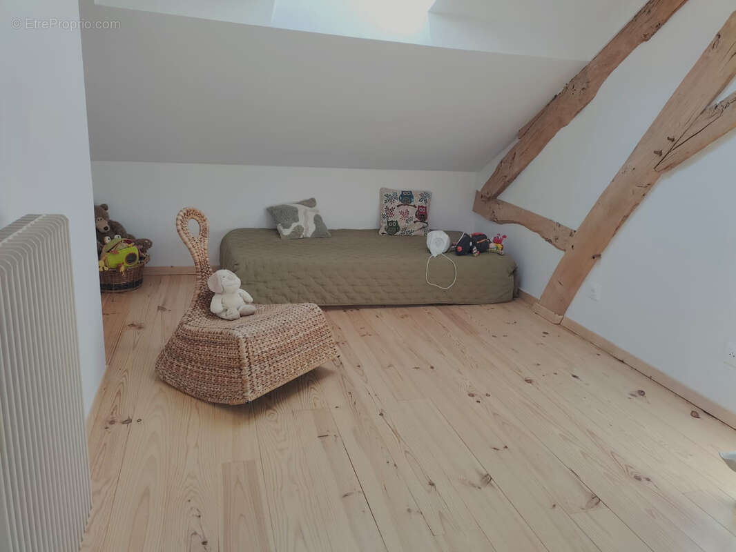 Tres belle demeure 170 m2- 5 chambres- grand garage - photo 8