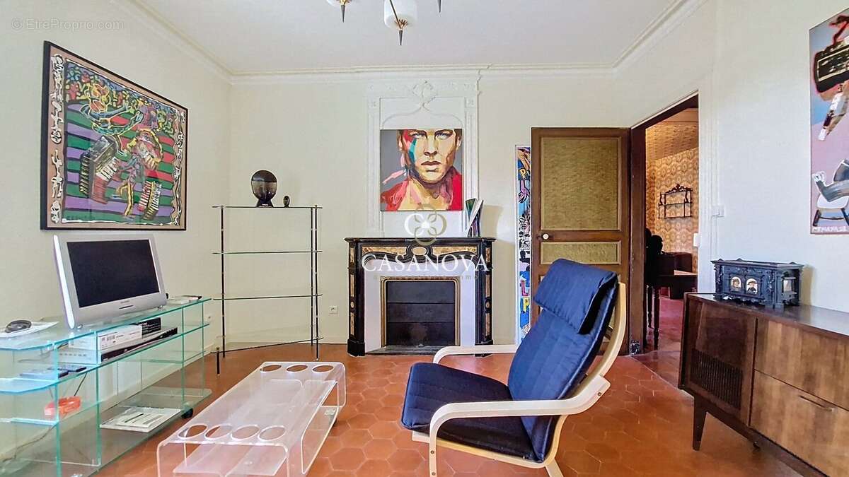 Élégante Maison de Maître avec parc et vastes dépendances aux portes de Pézenas - photo 16