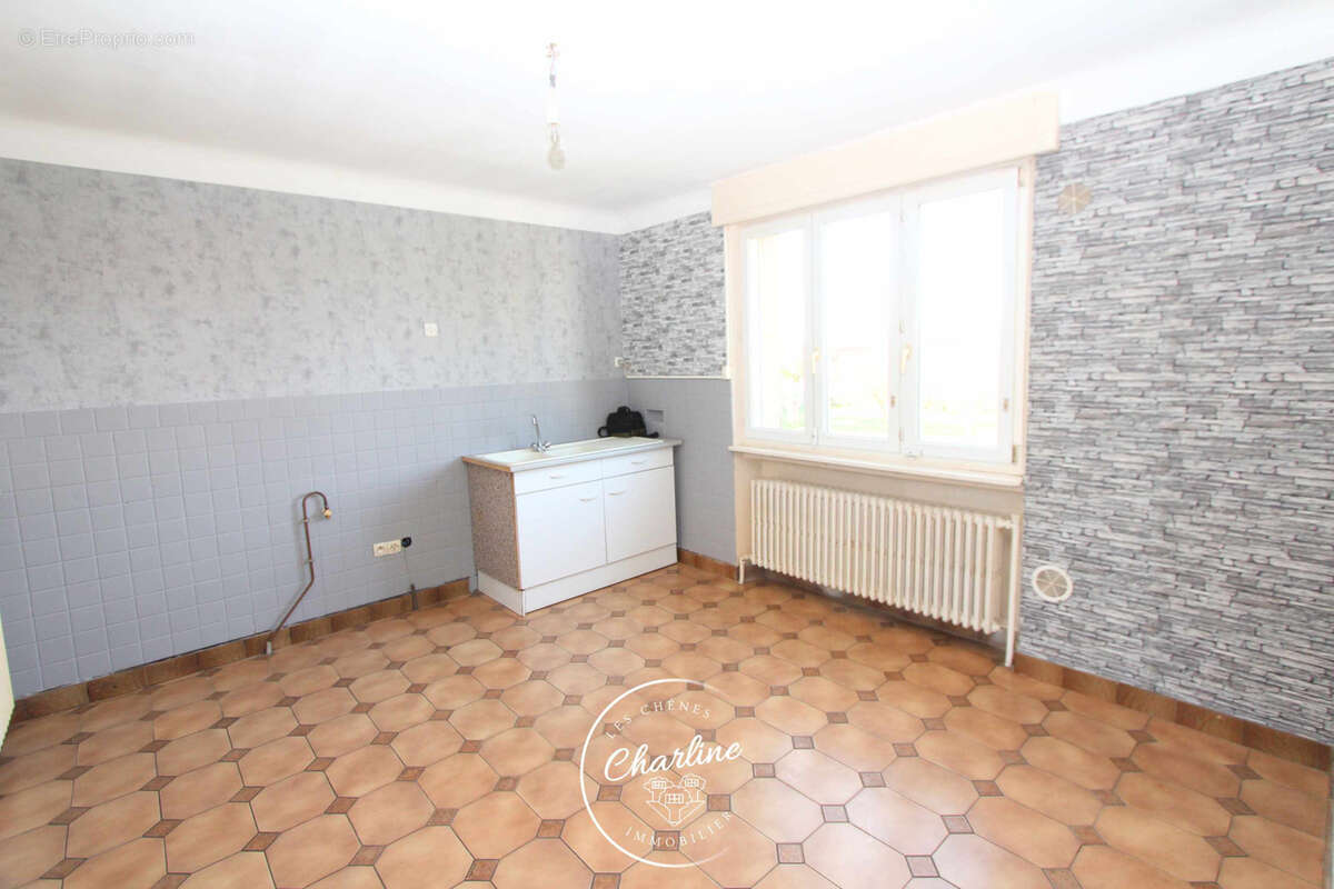 Maison à SAINTE-MARIE-AUX-CHENES