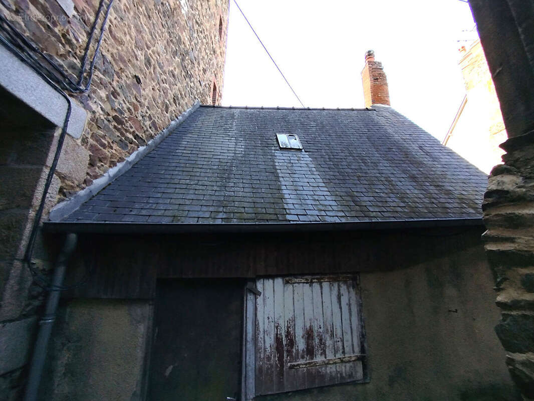 Maison à FOUGERES