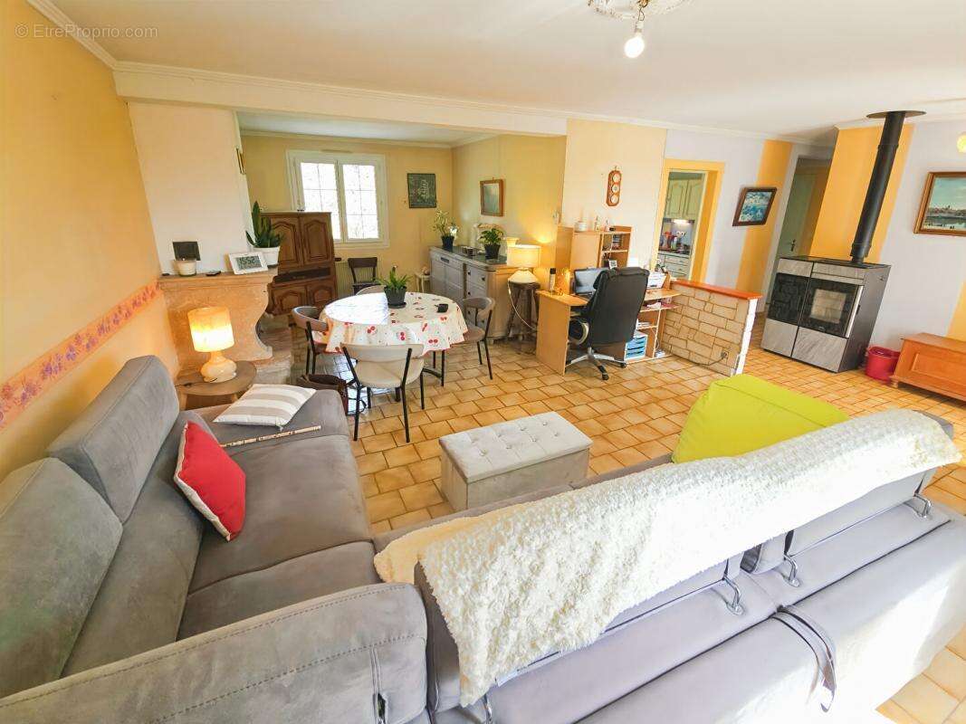 Maison à L&#039;AIGLE