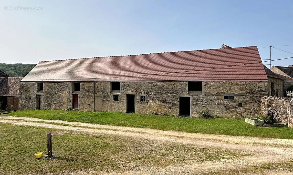 Maison à VILLARS-ET-VILLENOTTE