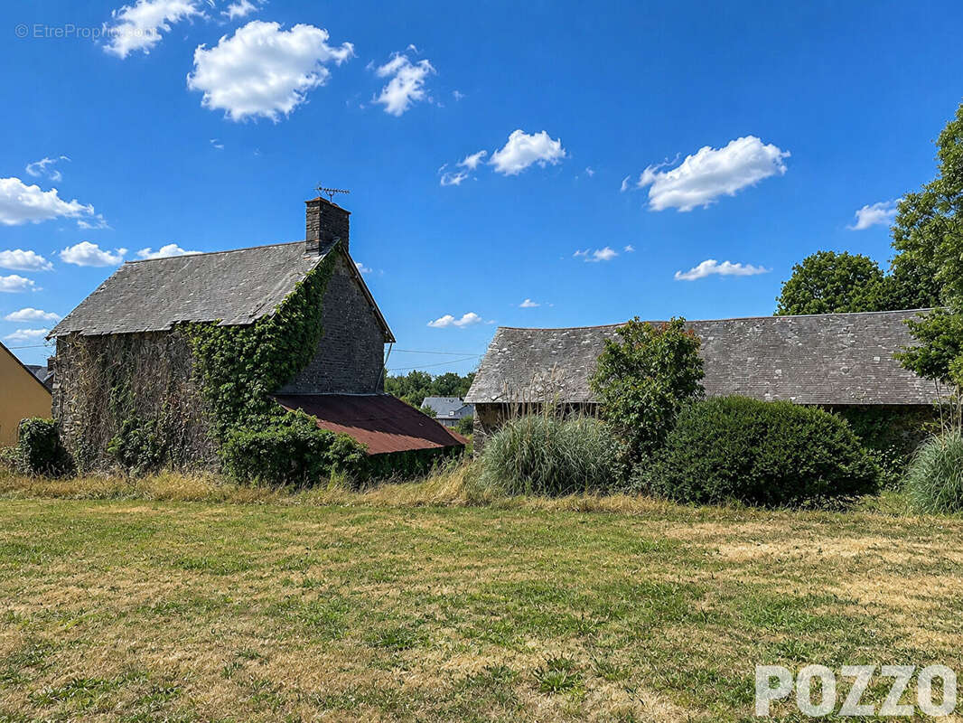 Maison en pierre avec hangar à rénover, à quelques minutes de Granville et de la mer - photo 3