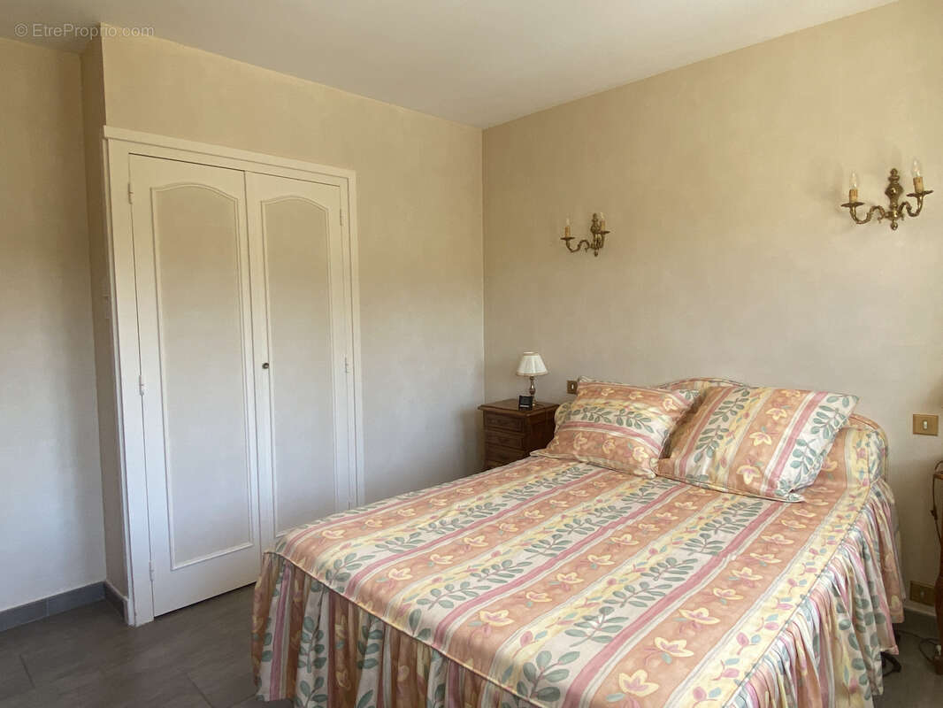 Villa familiale possibilité 2 logements avec grand terrain arboré à Chazay d’Azergues - photo 15