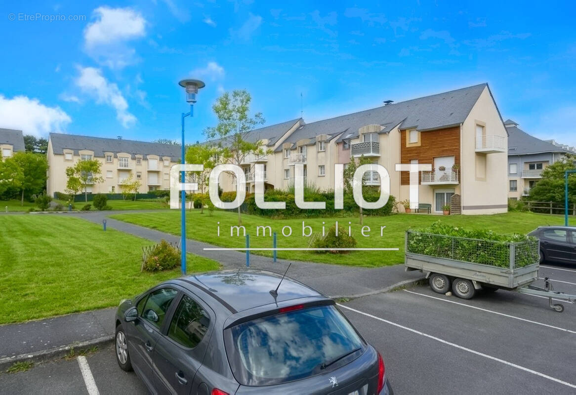 Appartement à PORT-EN-BESSIN-HUPPAIN