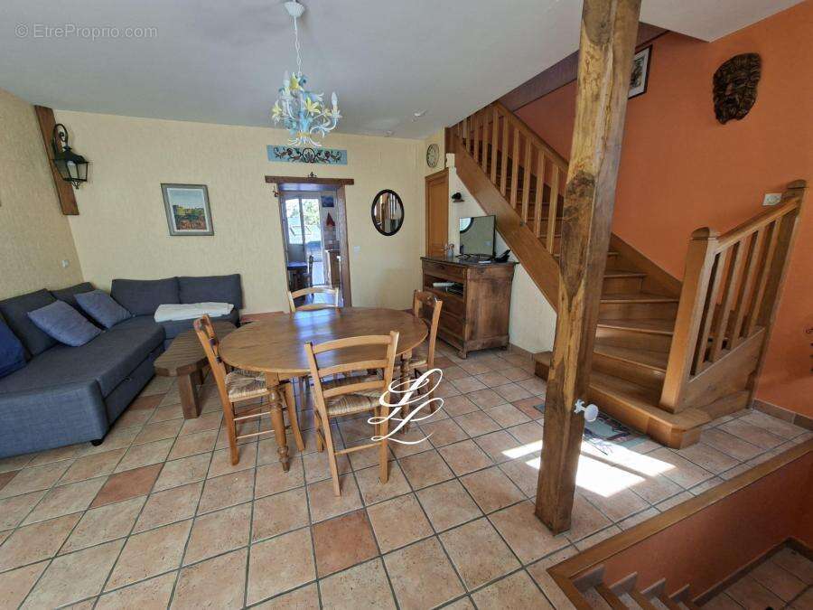 Maison à SABLE-SUR-SARTHE