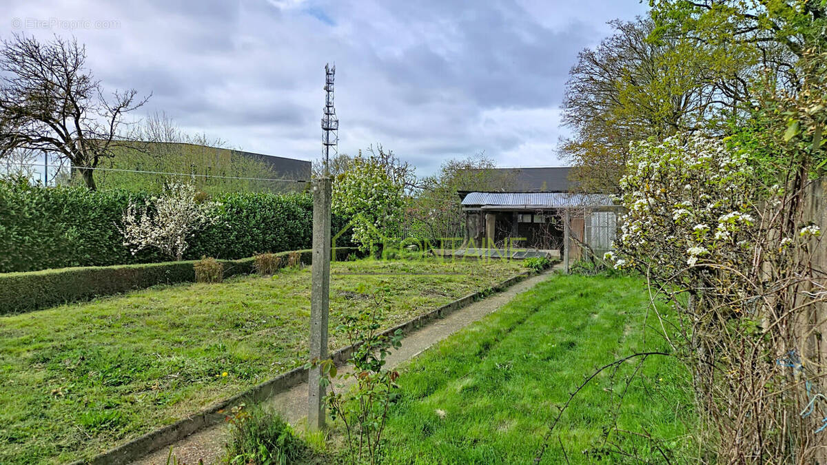 Terrain à CESSON-SEVIGNE