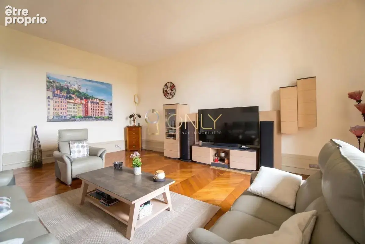 Liergues - Appartement T4 - Centre Village - photo 8