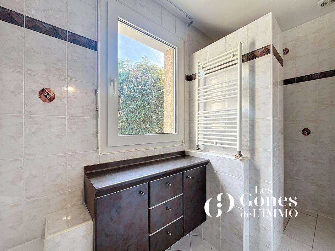 Maison à FRANCHEVILLE