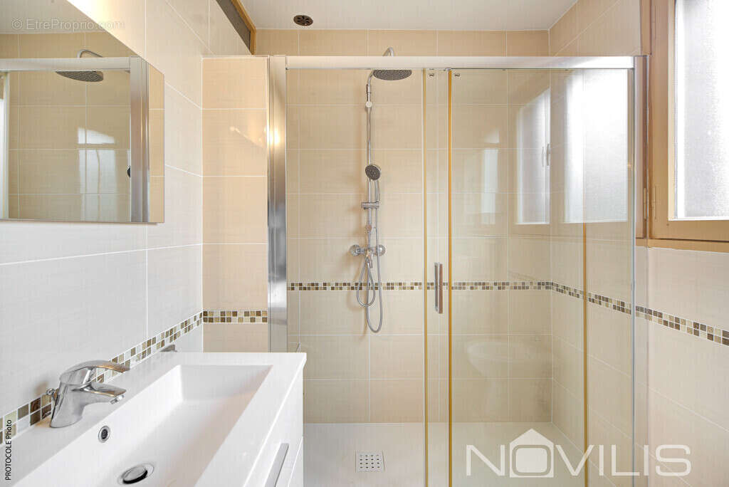 Maison à CASTELGINEST