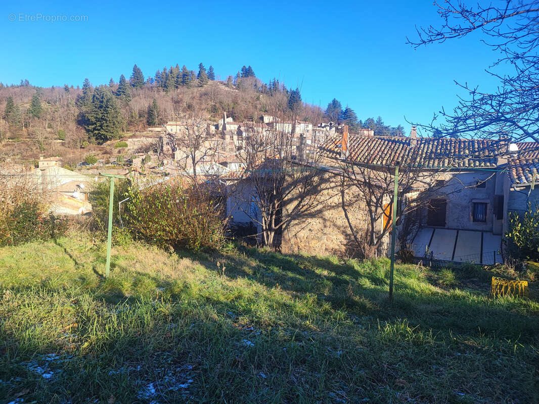Maison de village à rénover - photo 3