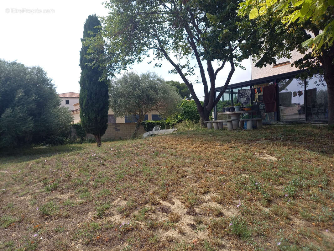 Maison à LESPIGNAN