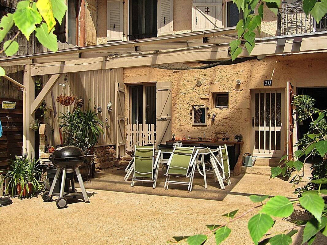 Maison à CELLES-SUR-PLAINE