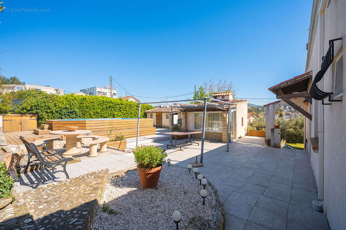 Maison à MARSEILLE-15E