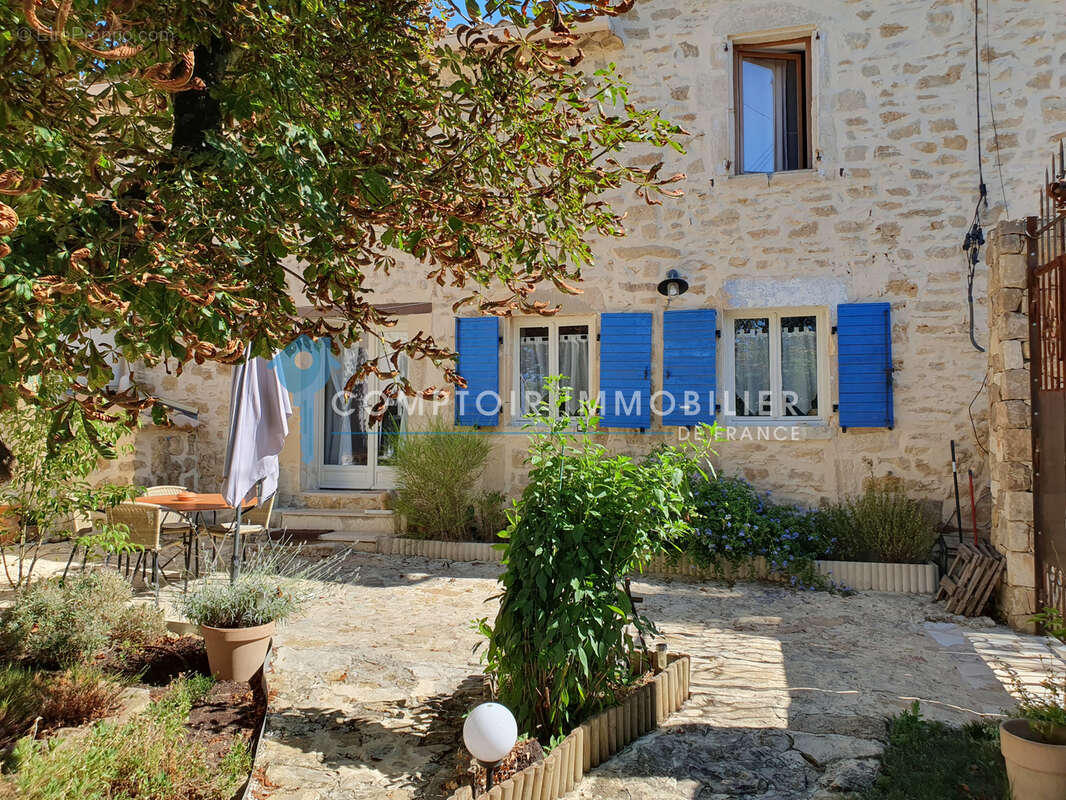 Maison à GOUDARGUES