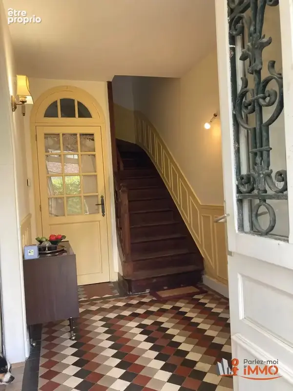 Beaucoup de charme pour cette maison bourgeoise rénovée. - photo 6