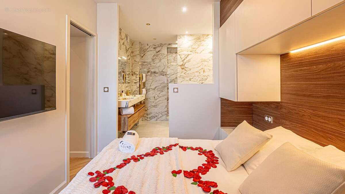 En exclusivité – Magnifique appartement T2 rénové avec prestations haut de gamme - photo 5