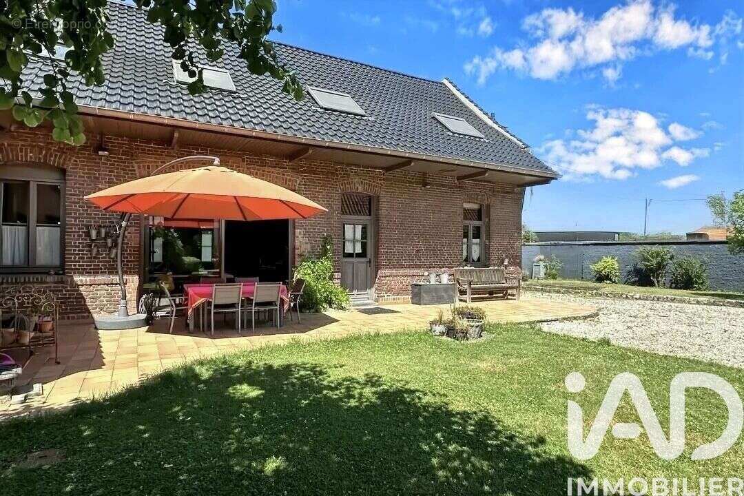 Photo 3 - Maison à COUTICHES