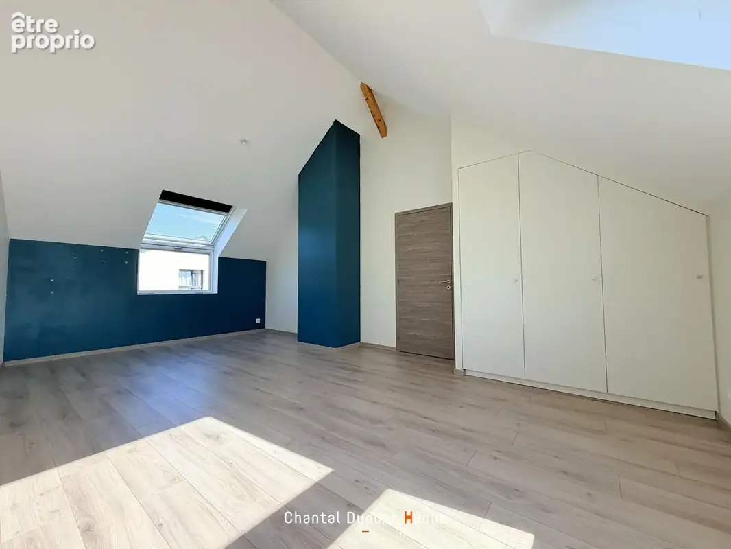 CHARTRES VILLAINES - Maison contemporaine de 2022, 6 chambres, garage, terrasse et petit jardin. - photo 15