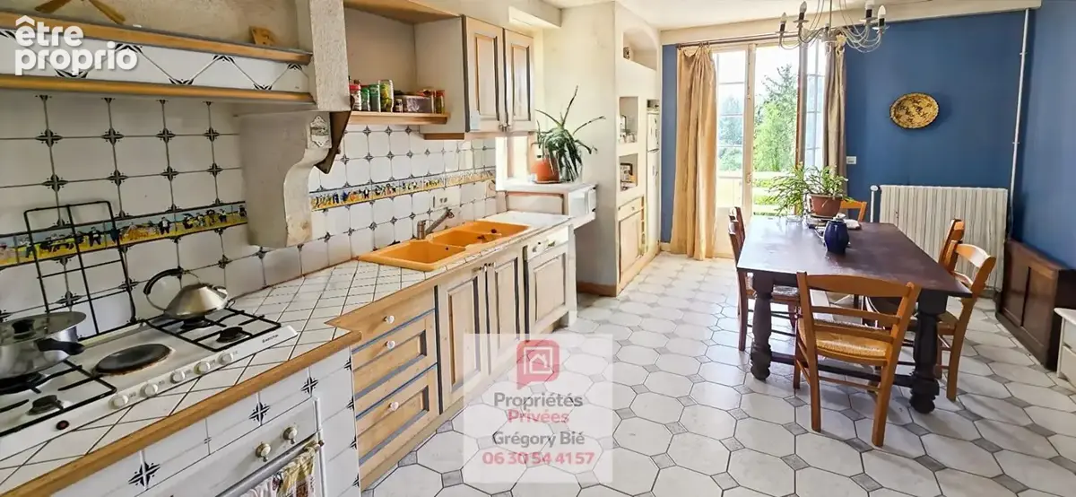 Maison bourgeoise 7 pièce(s) 220 m2 - photo 7