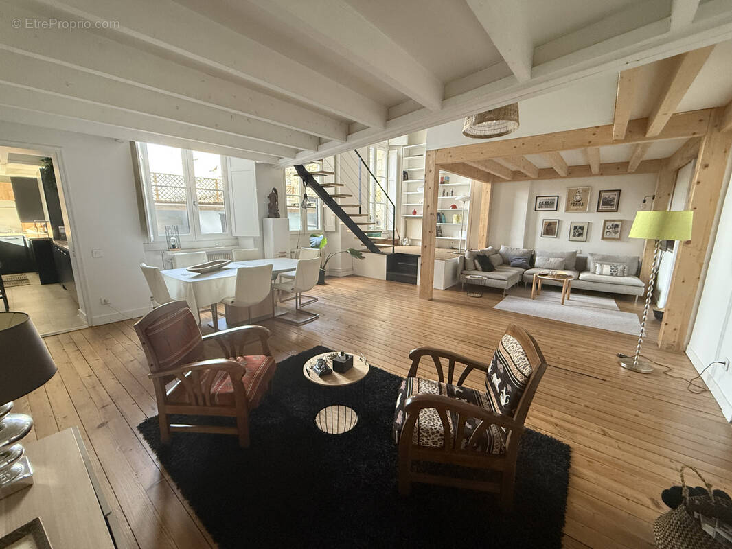 Appartement à BORDEAUX