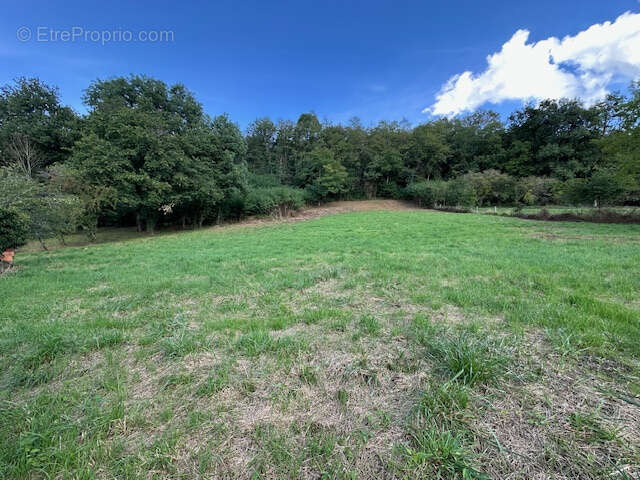 Maison à POUQUES-LORMES