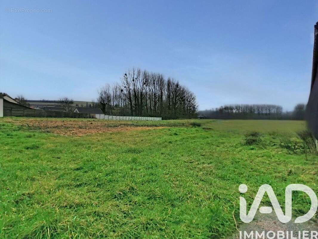 Terrain 713 m² à Marenla  - photo 3