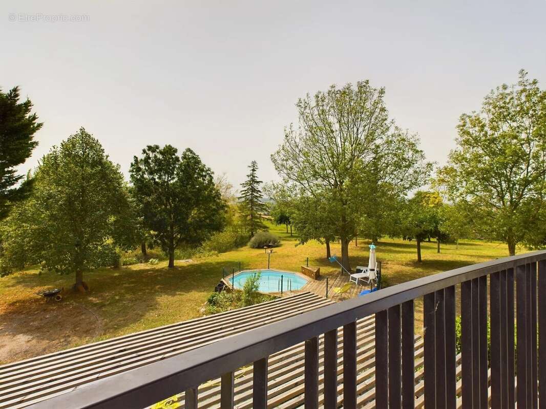 Maison à MONTESQUIEU-VOLVESTRE