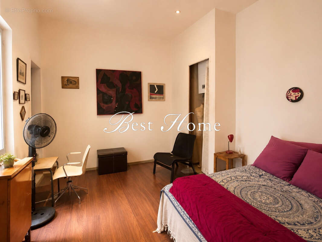 A VENDRE NÎMES Appartement T3 avec balcon  Maison Carrée / Carré d’Art - photo 6