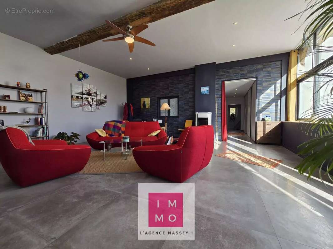 Maison à CASTERA-LOU