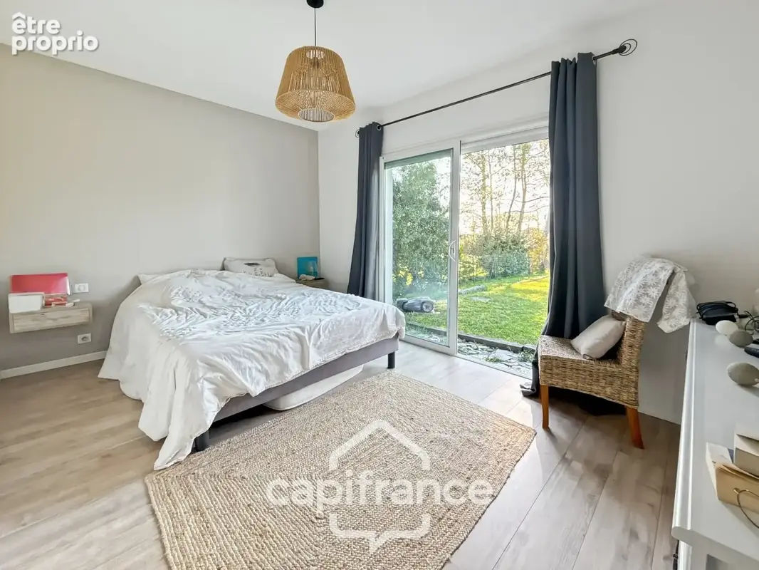A vendre, SADIRAC (33) à 20min de BORDEAUX, Maison plain-pied, lumineuse, quatres chambres - photo 8