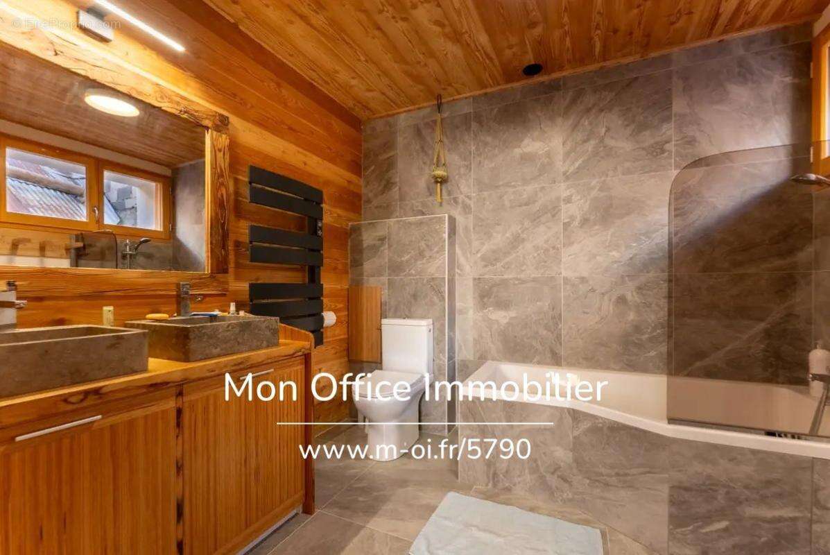 Référence : 5790-MTE. - Maison de Type 3- 66 m². Totalement rénovée - La Rua - photo 5