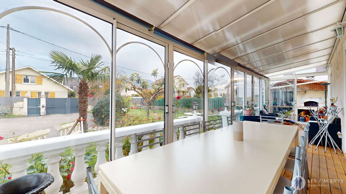 Maison à SAINT-MARTIN-D&#039;HERES