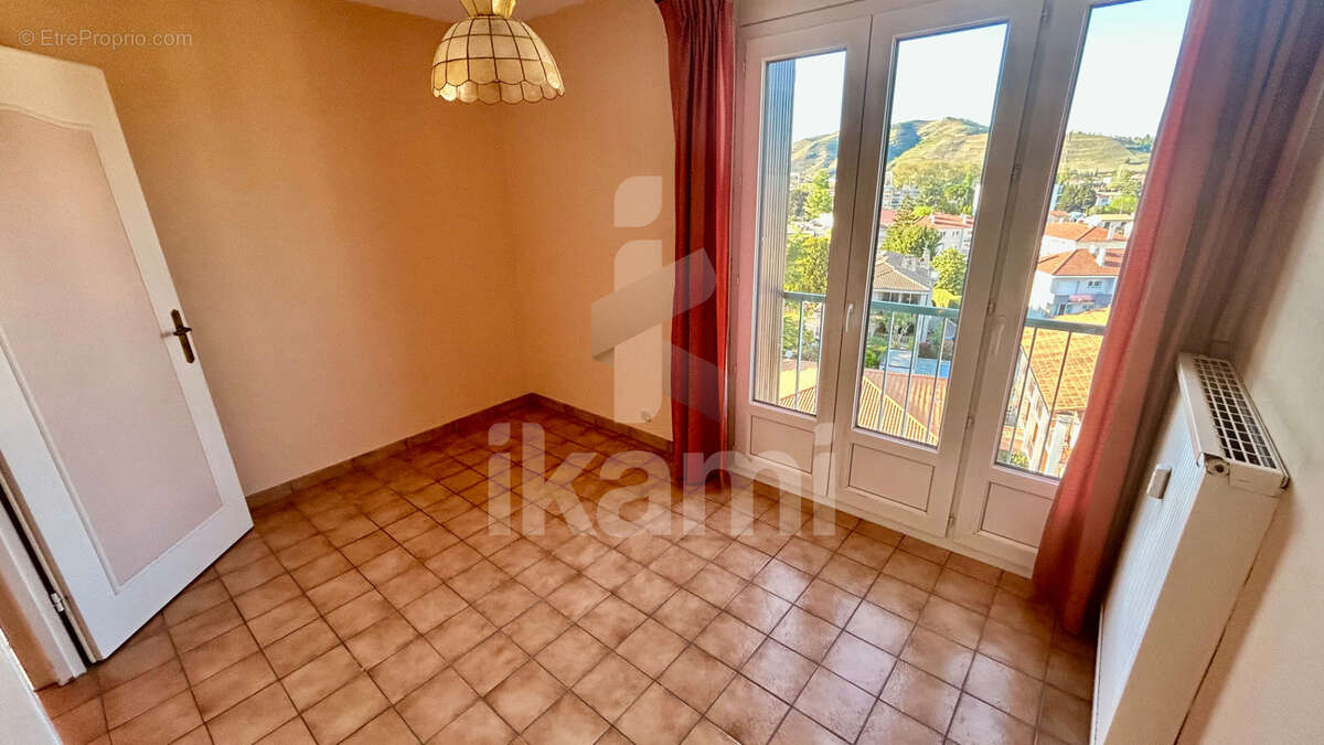Appartement à TOURNON-SUR-RHONE