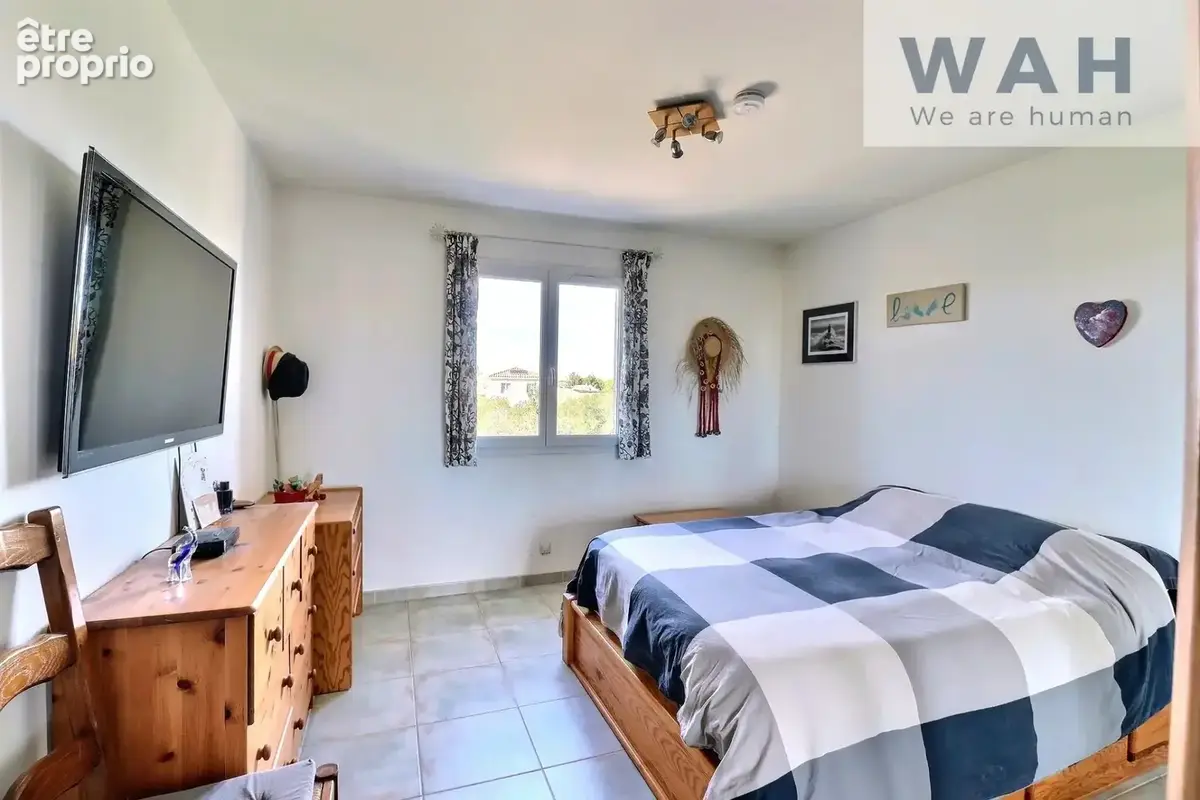 Villa 6 pièces sur terrain de 600m2 - Saint-Laurent-d'Aigouz - photo 11