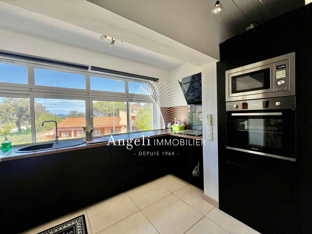 Maison à FREJUS