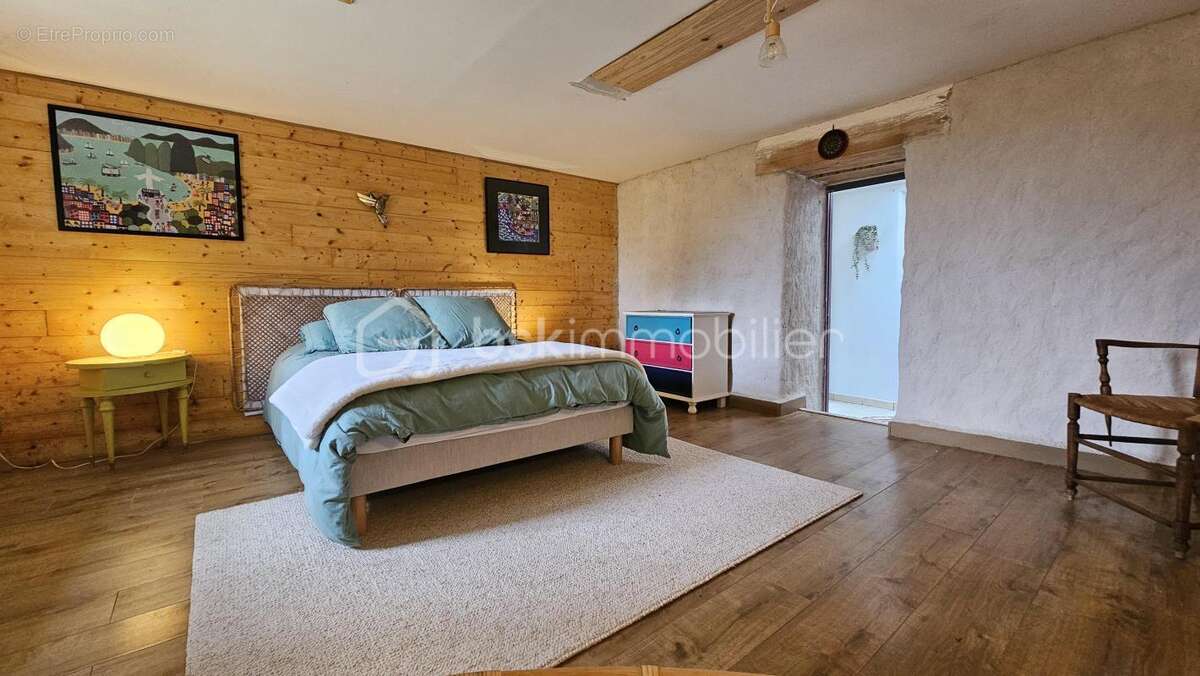 Maison à COMMANA