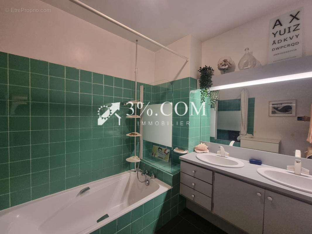 Appartement à NYONS