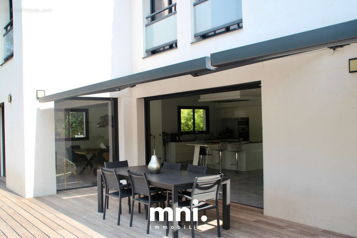 Maison à SIX-FOURS-LES-PLAGES