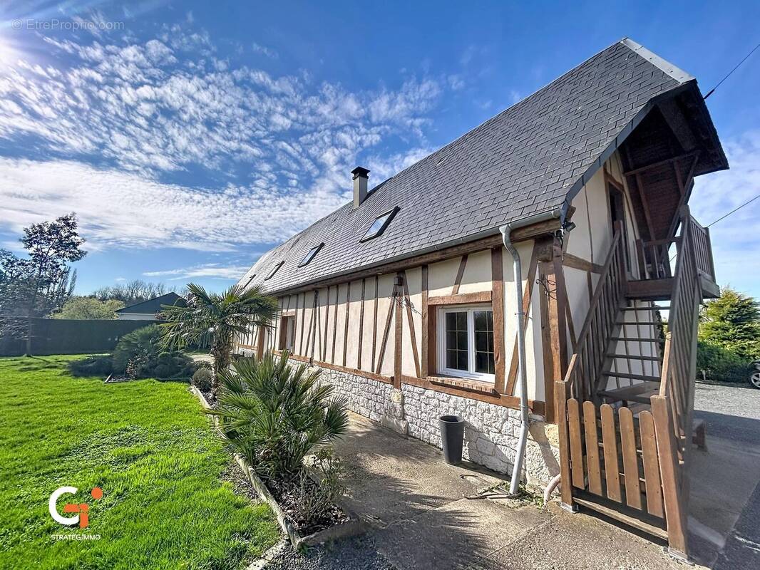 Maison à HAUVILLE