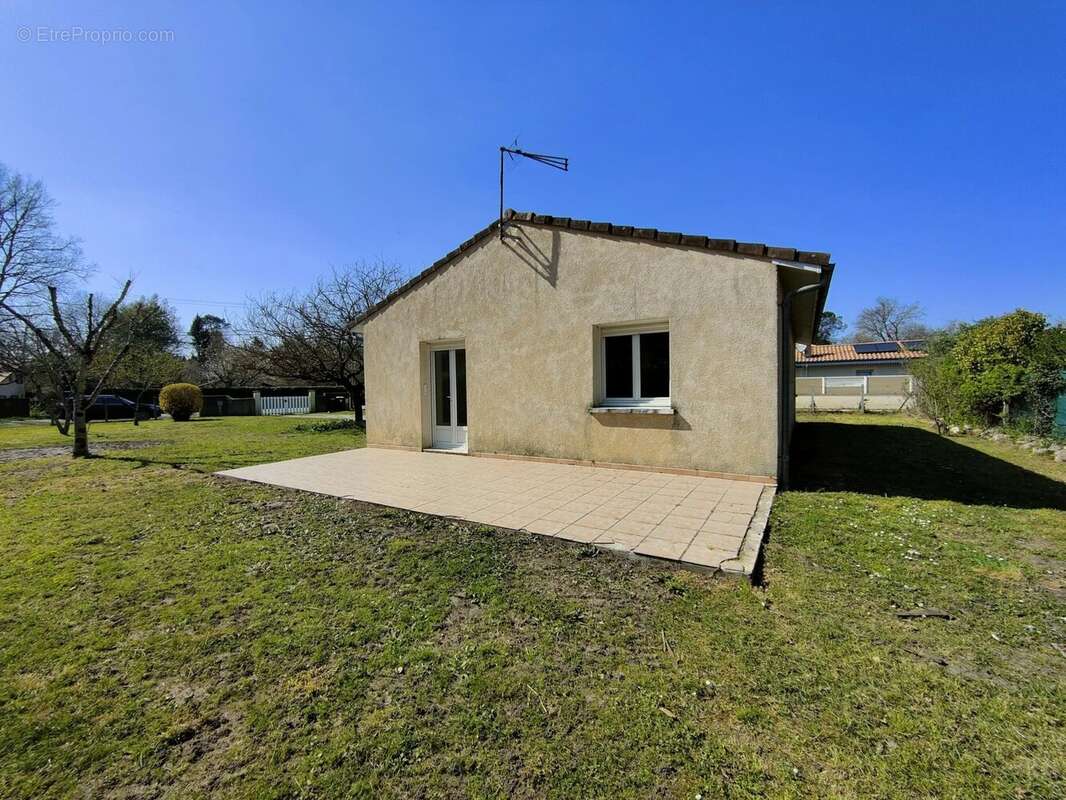 Maison à CASTRES-GIRONDE
